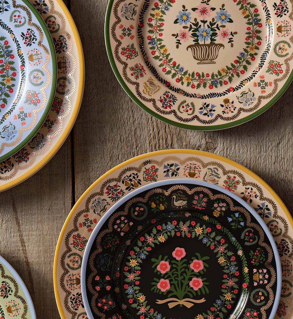 Porcelain Dessert Plate Set - Rosette